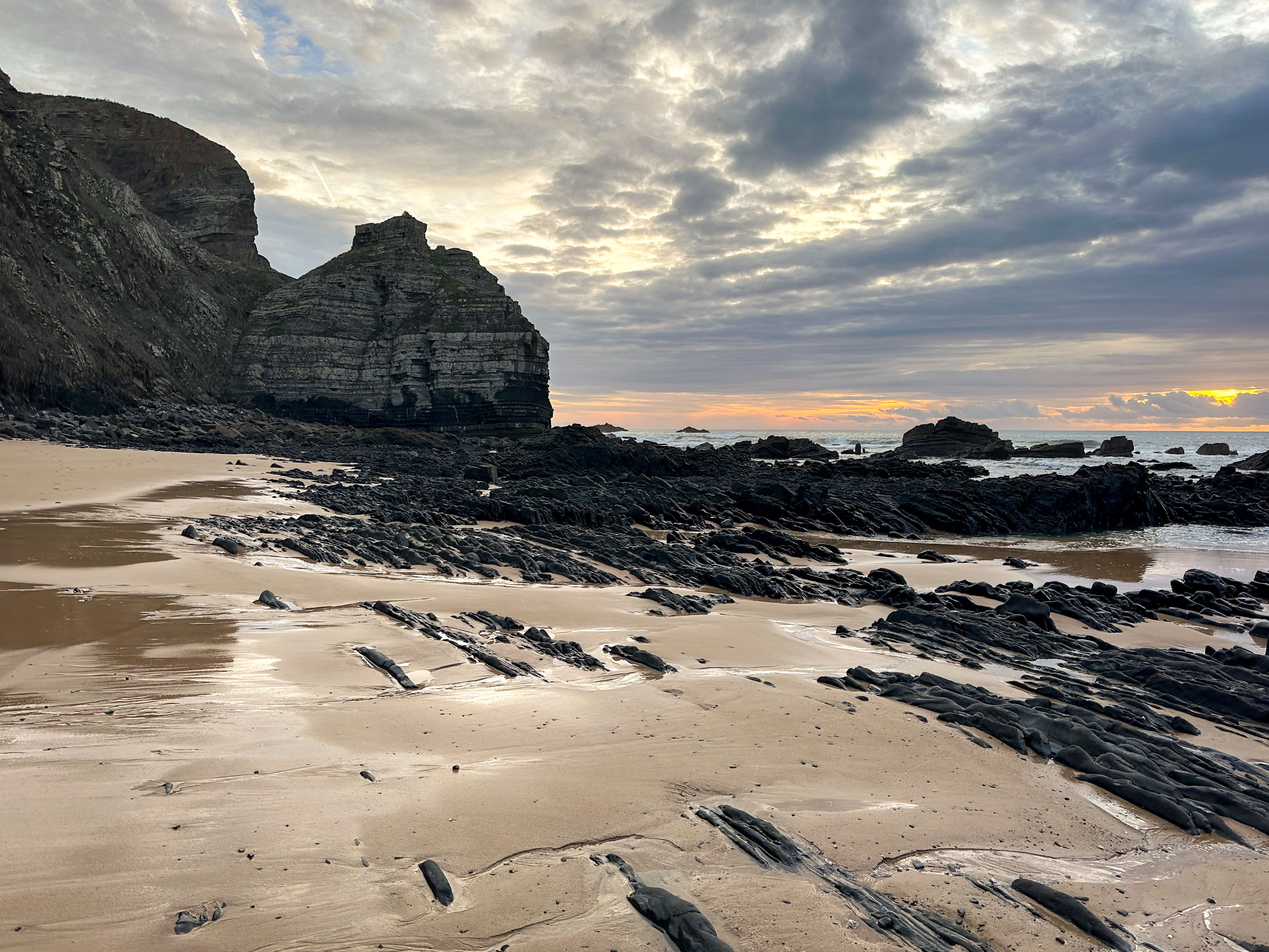 praia da arrifana, portugal