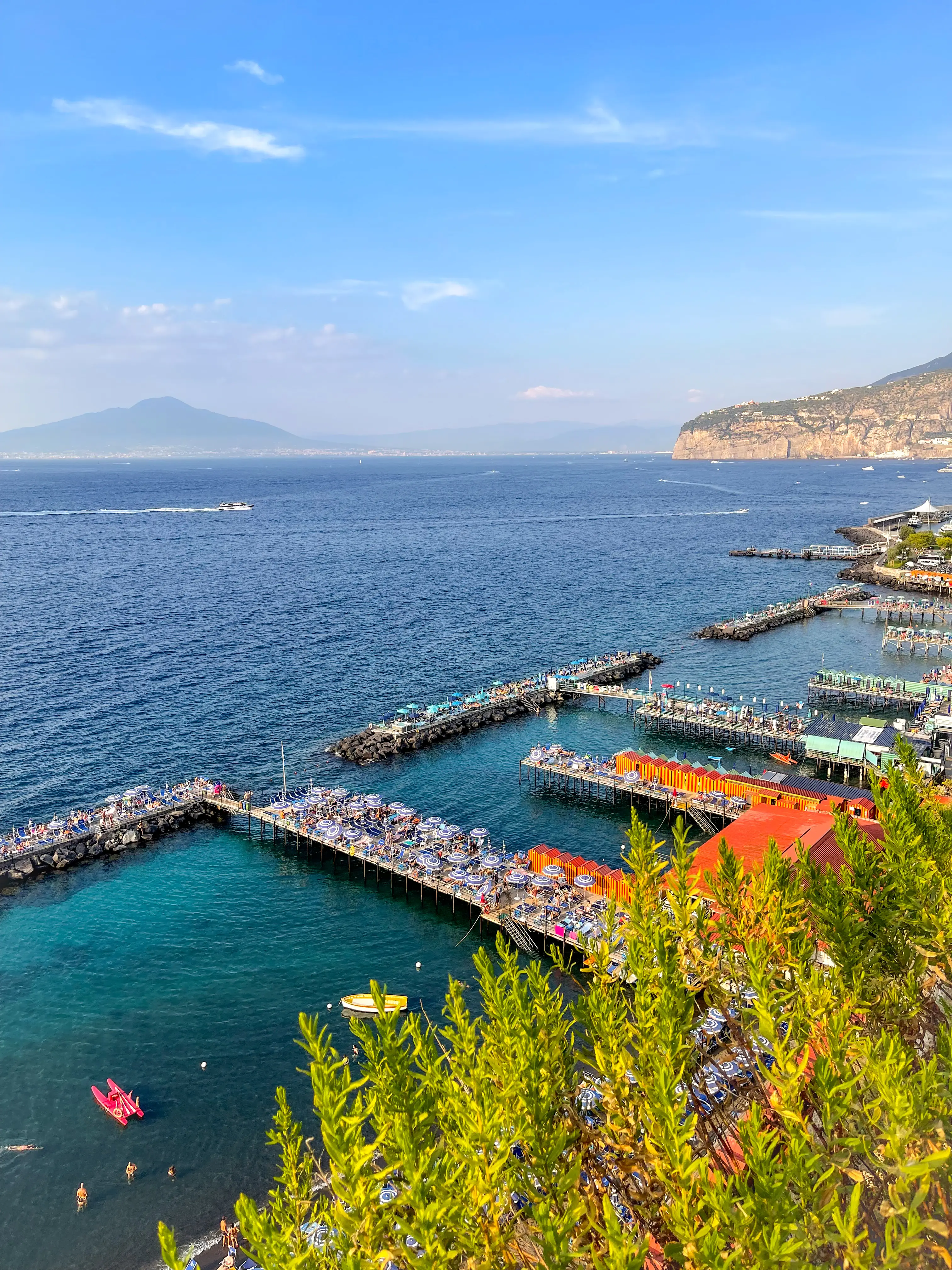 sorrento vesuvius view