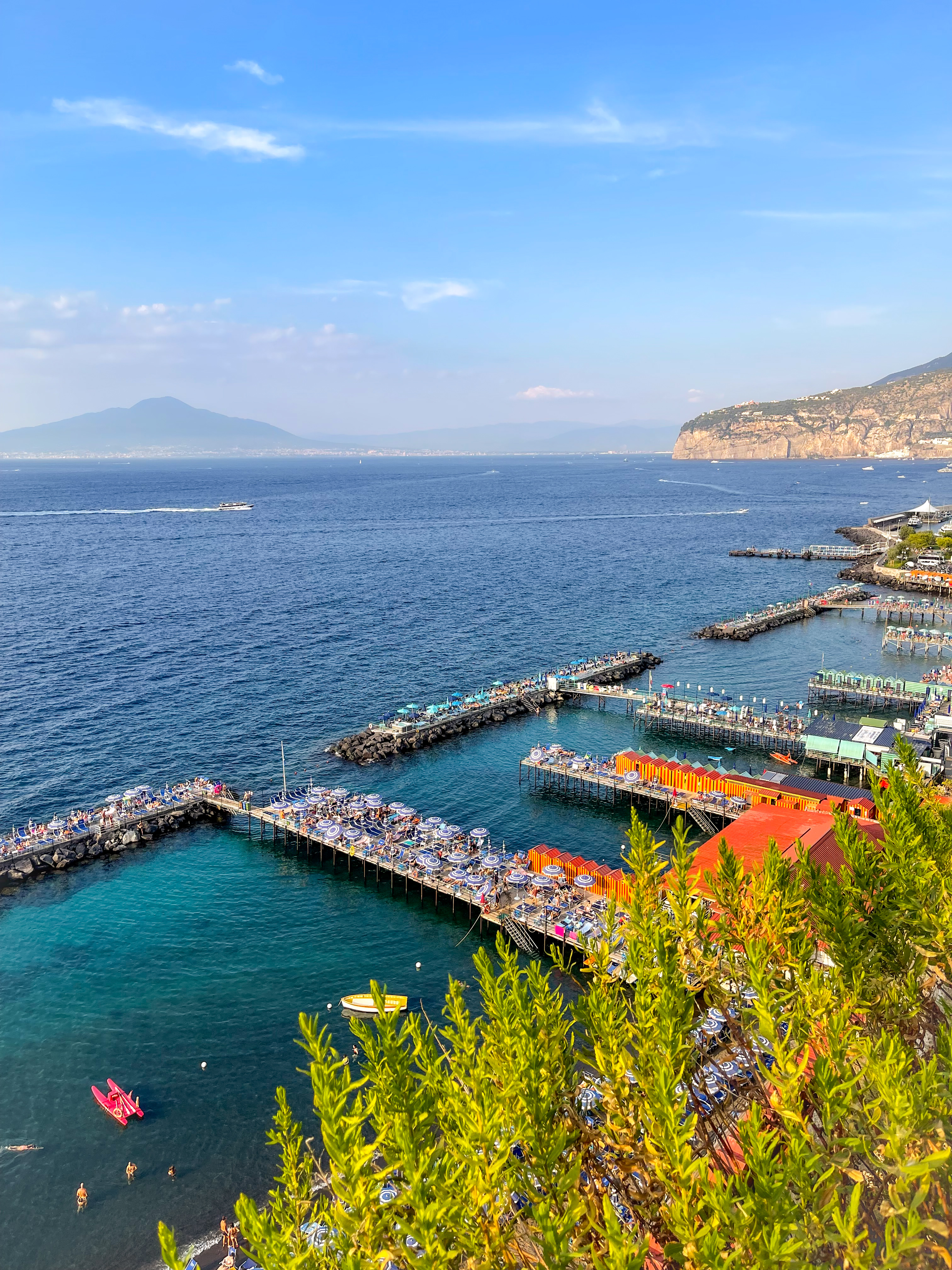 sorrento vesuvius view