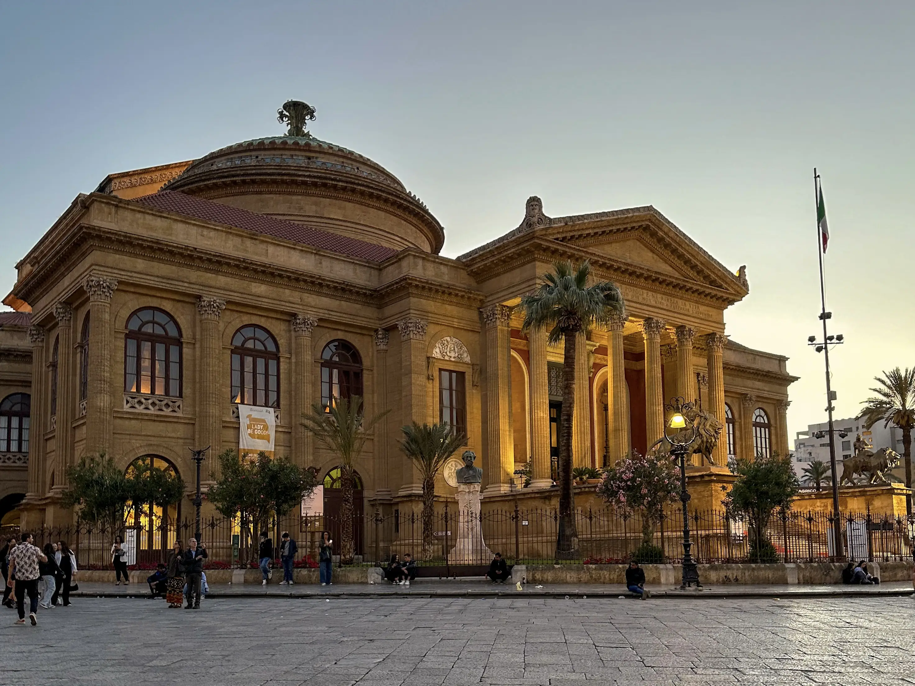 teatro massimo in palermo